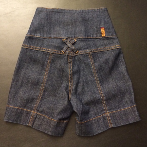 ZANA DI JEANS Hi-Waist Dark Denim Sailor Shorts 🏆 - Picture 2 of 4